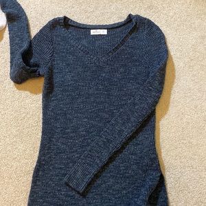 Women’s Hollister sweater
